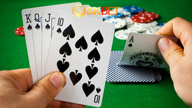 Tầm quan trọng của Bluff trong Poker mà cược thủ cần biết